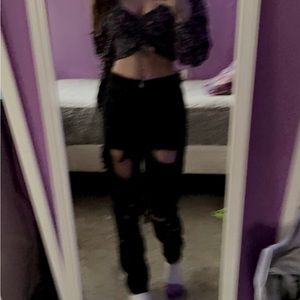black AE mom jeans